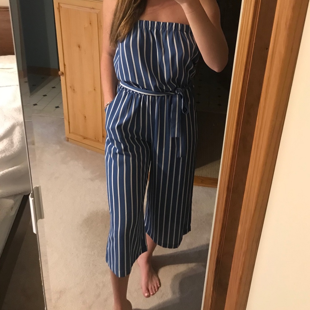 Cropped Striped Jumpsuit (M)
